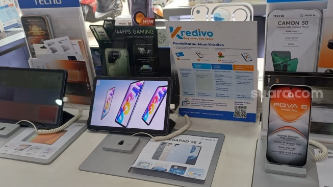 Rupiah Rp18.000, Warga Mulai Selektif Beli HP