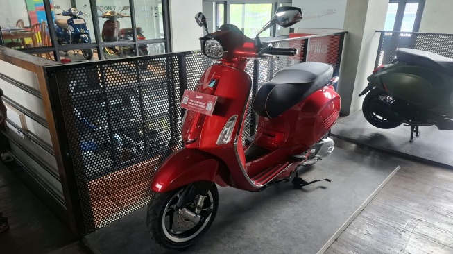 Impresi Vespa Sprint 180 cc Diajak untuk Perjalanan Harian