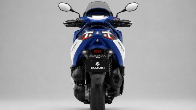 Suzuki Burgman 350 sebagai penantang Yamaha XMAX dan Honda Forza. (Foto: Ist)