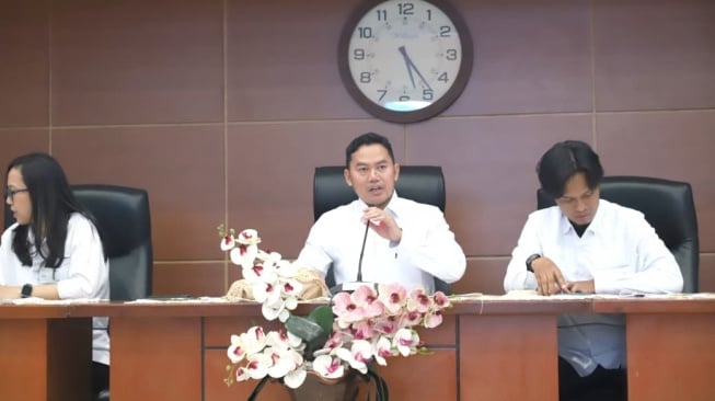 Mantan Ketua KWP, Ariawan (kedua dari kiri) di Wisma DPR RI, Kopo, Bogor, Jawa Barat, Jumat (2/10/2026). [Ist]