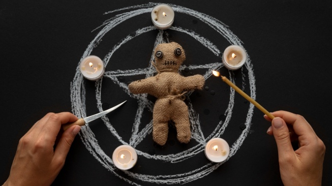 Urutan Zodiak Paling Berkuasa Ditakuti dan Disegani dalam Lingkungan Sosial