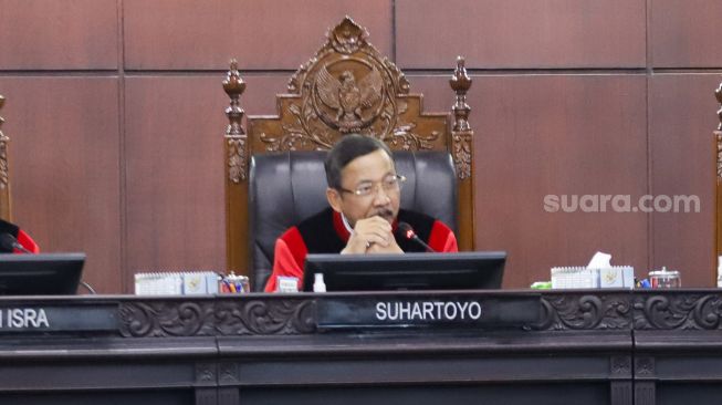 Kenapa MK Tak Kabulkan Gugatan Meski Gibran Tak Punya Ijazah Setara SMA?