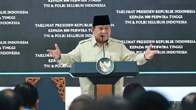 Prabowo: Tiap Bulan Indonesia Diramalkan Akan Kolaps
