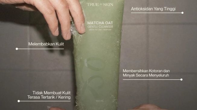 True to Skin Matcha Oat Gentle Cleanser (Shopee)