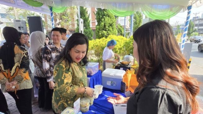 Bazar UMKM BRILiaN BRI Pacu Transaksi Digital QRIS di Sulawesi Utara