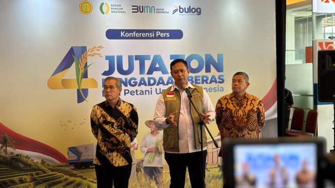 Direktur Utama Perum Bulog, Ahmad Rizal Ramdhani di Jakarta, Jumat (9/10/2026).