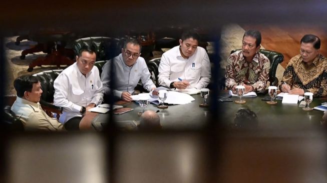Menteri KP Menghadap Prabowo di Hambalang, Laporkan Progres 100 Kampung Nelayan