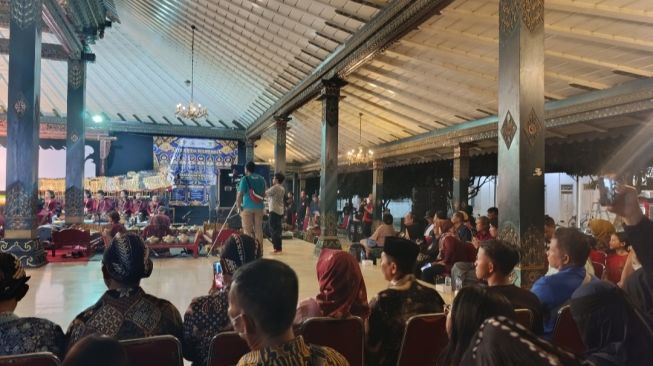 Warkaban Hadirkan Wayang Kulit Lahire Wisanggeni di TMII, Jakarta, Jumat (9/10/2026). [Suara.com/Agustin Dwi Anggraini]