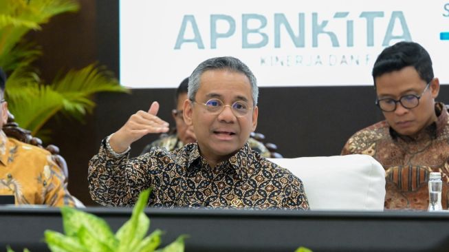 Suahasil Potong Anggaran Perjalanan Dinas Kementerian-Lembaga 30% di Akhir Tahun 2026
