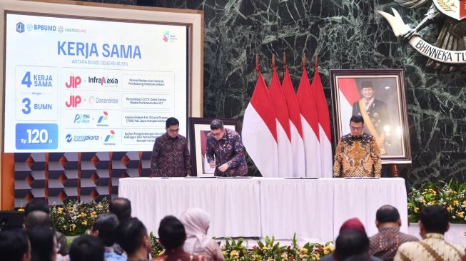 Pertamina dan Transjakarta Jajaki Bus Hidrogen untuk Wujudkan Transportasi Rendah Karbon