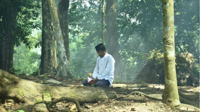 Paca Goya, Tradisi Adat Masyarakat Kalaodi untuk Jaga Kelestarian Hutan