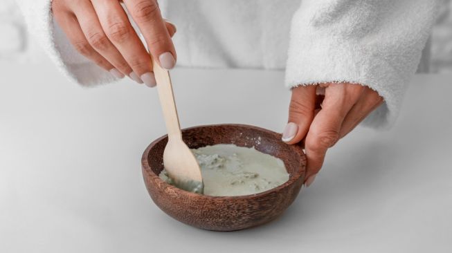 Takaran Air Mawar untuk Masker Organik Bubuk agar Tidak Terlalu Encer, Ini Cara Mencampurnya