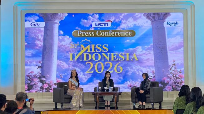 Konferensi pers Miss Indonesia 2026 di Kebon Jeruk, Jakarta Barat pada Selasa, 13 Oktober 2026