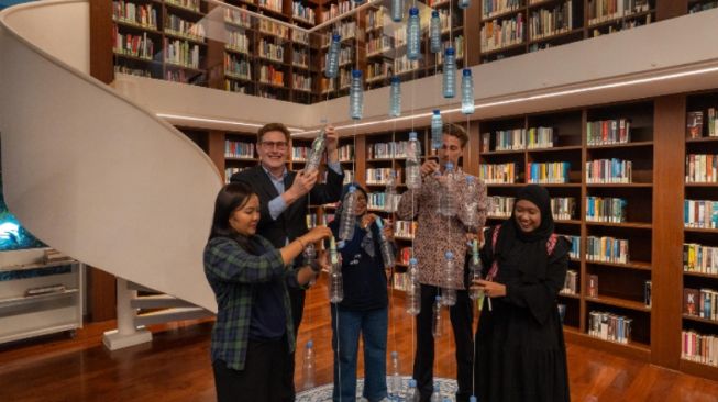 Inisiatif Pilah Sampah Warga Srengseng Sawah Bakal Tampil di Dutch Design Week 2026