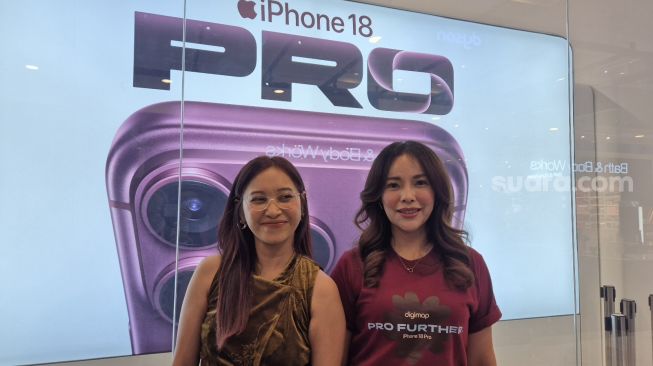 GM Marketing Apple PT MAP Zona Adi Perkasa, Farah Fausa Winarsih dalam peluncuran iPhone 18 Pro dan iPhone 18 Pro Max yang resmi dijual di Indonesia, Jakarta, Jumat (16/10/2026). [Suara.com/Dythia]
