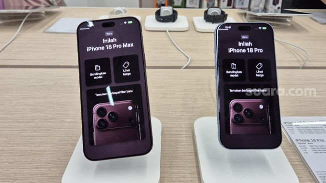 iPhone 18 Pro dan iPhone 18 Pro Max resmi dijual di Indonesia, Jakarta, Jumat (16/10/2026). [Suara.com/Dythia]