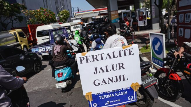 Pertamina Patra Niaga Pastikan Penyaluran Kondusif Saat Penerapan Ganjil Genap Pengisian BBM di Bali