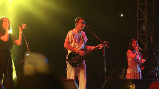 Synchronize Fest 2026: Barasuara dan Penonton Bersatu Suarakan Isu Karhutla