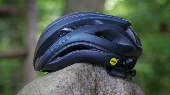 helm sepeda (mainsepeda)