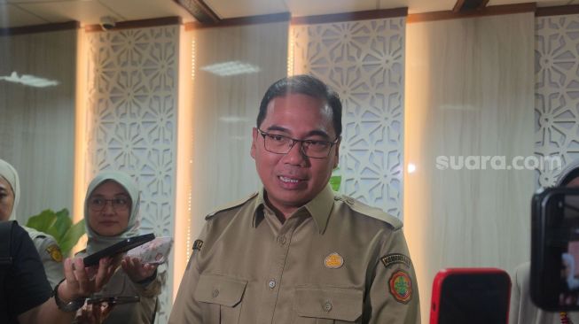 Wakil Menteri Pertanian, Alim Setiawan Slamet saat di Kantor Kementerian Pertanian, Senin (19/10/2026). [Suara.com/Fakhri]