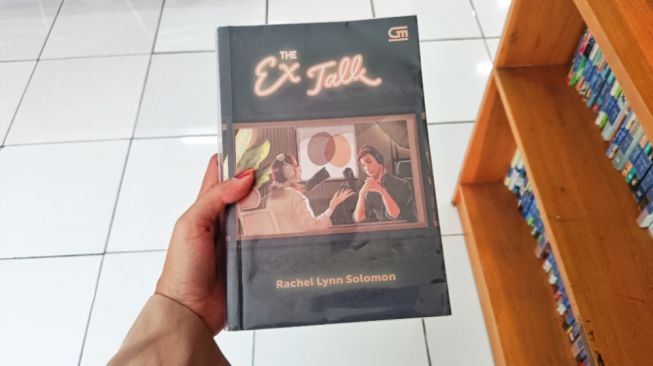 Terjerat Cinta karena Kebohongan Sendiri, Kisah Rumit di Novel The Ex Talk
