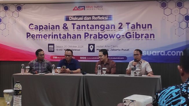 Pengamat politik sekaligus Direktur Eksekutif Arus Survei Indonesia (ASI), Ali Rif’an, menilai sejumlah program yang dicanangkan telah menunjukkan capaian konkret. (Suara.com/Bagaskara)
