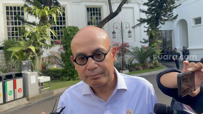 Soal Kondisi WNI di Prancis, Menlu Terus Pantau Situasi Eropa