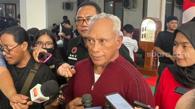 PDIP Tepis Jokowi Soal Operasi Politik Isu Pemakzulan Gibran: Tak Usah Sandiwara Terlalu Panjang!