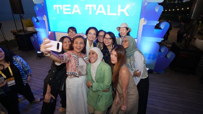 Tiga Srikandi TelkomGroup Bagikan Perspektif Kepemimpinan Perempuan di Bali Tech Week 2026
