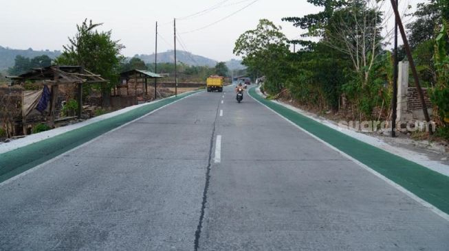 Jalur 'Neraka' Gowa Kini Mulus, Punya Jalur Khusus Pesepeda dan Pejalan Kaki