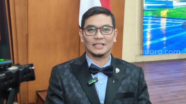 Nostalgia Masa Kecil, Indra Bekti Comeback Jadi Host Cerdas Cermat Versi Modern