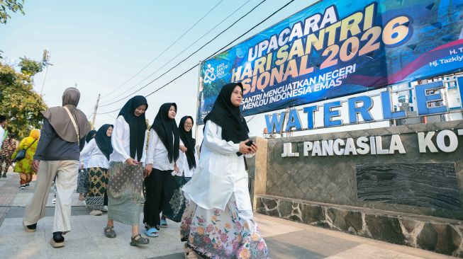 Peringatan Hari Santri Nasional 2026 tingkat Provinsi Jawa Tengah di Jalan Pancasila, Kota Tegal, Kamis, 22 Oktober 2026. [Dok Humas]