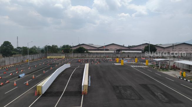 Astra Motor Safety Riding Center Jawa Tengah yang berlokasi di Semarang menyediakan fasilitas edukasi dan pelatihan keselamatan berkendara yang lengkap. [Suara.com/Liberty Jemadu]