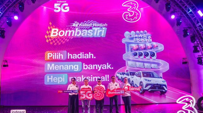 Indosat Ooredoo Hutchison (IOH) melalui brand Tri kembali menggelar program Kebut Hadiah BombasTri. [Indosat]