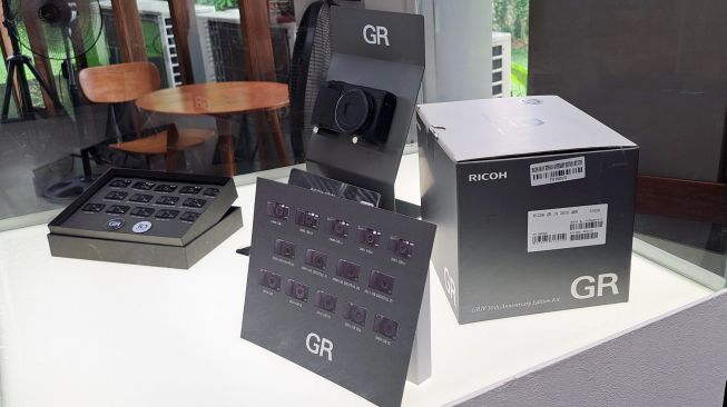 RICOH GR IV 30th Anniversary Edition, Sabtu (24/10/2026)