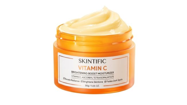 Skintific Vitamin C Brightening Boost Moisturizer