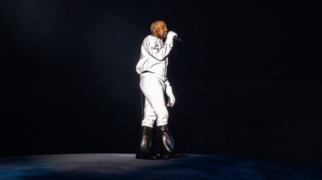 5 Keseruan Konser Kanye West di Jakarta, dari Globe Raksasa hingga Sing along Tanpa Henti
