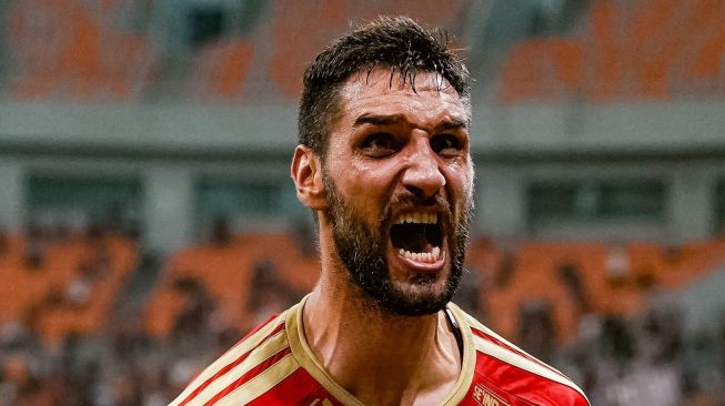 Selebrasi pemain Persija Denis Kolinger usai bobol gawang Persik Kediri (dok. Persija).