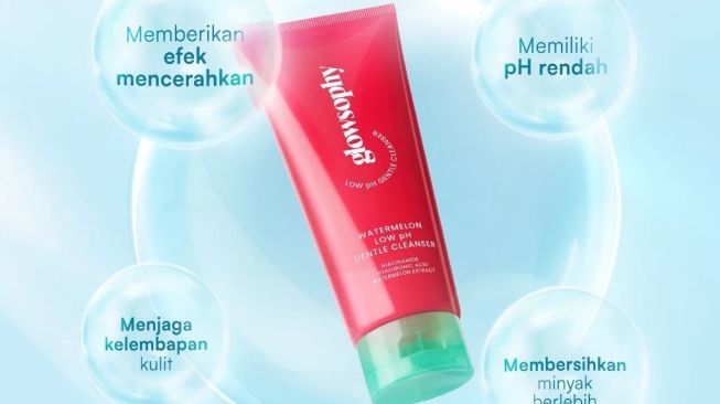 Glowsophy Watermelon Low pH Gentle Cleanser (Shopee)