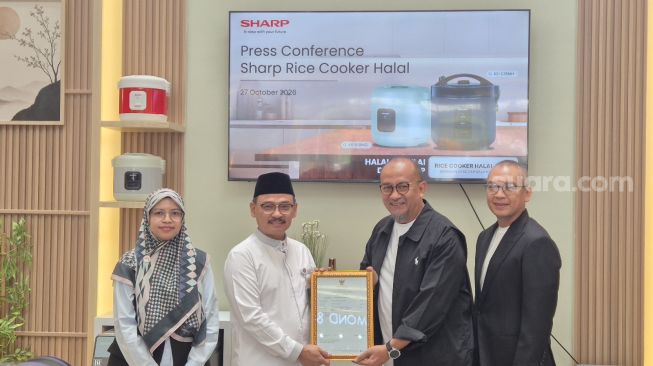 Peluncuran Sharp Rice Cooke Halal di Jakarta, Selasa (21/10/2026). [Suara.com/Dythia]