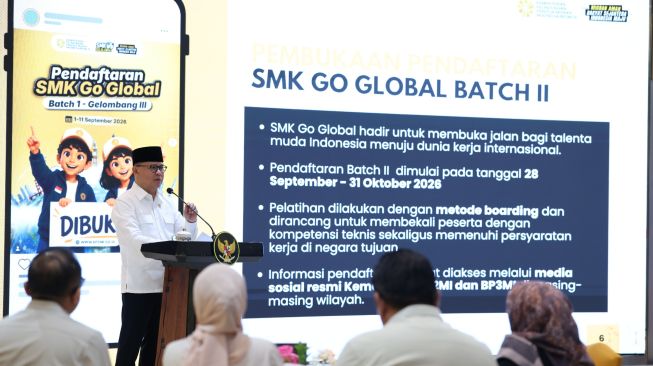 Menteri Mukhtarudin Dorong Penempatan Pekerja Migran Terampil Manfaatkan Bonus Demografi