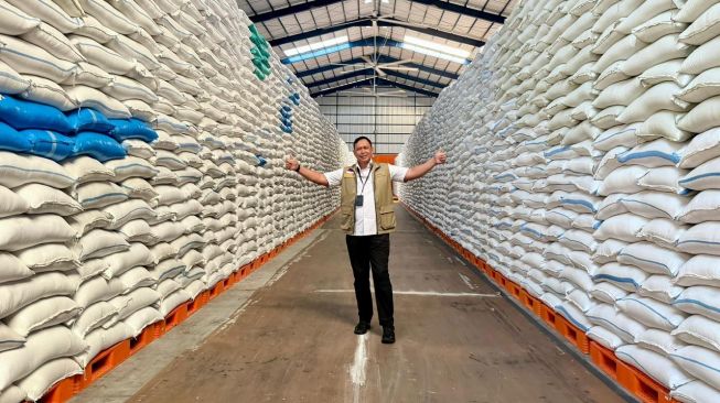 Melalui Perum Bulog, pemerintah saat ini menguasai Cadangan Beras Pemerintah (CBP) sekitar 4,5 juta ton. (Dok. Bulog)