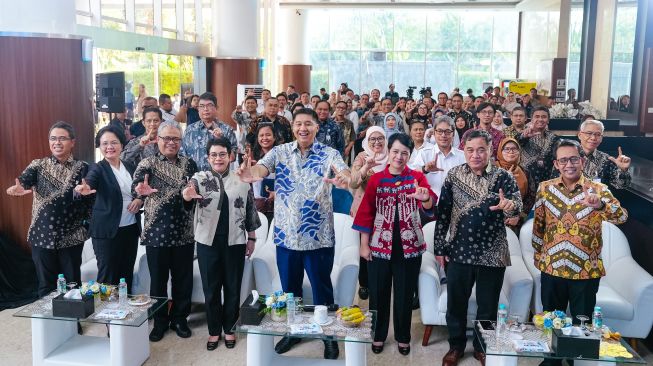 Telkom Solution terus mendukung Lembaga Kebijakan Pengadaan Barang/Jasa Pemerintah (LKPP)dalam memperkuat ekosistem pengadaan digital nasional melalui pembaruan Sistem Pengadaan SecaraElektronik Versi 5 (SPSE V5).(Dok. Telkom)