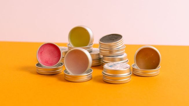 Ilustrasi lip butter (Pexels/Antoni Shkraba)