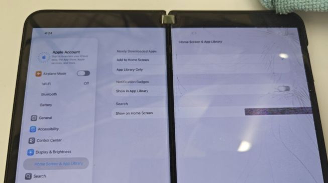 Surface Duo 2 "hidup kembali" dengan iOS 26. [Gizmochina]