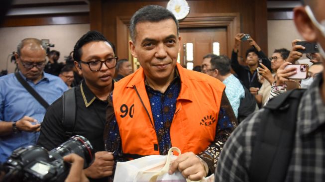 Jalani Sidang Perdana, Silmy Karim Didakwa Peras Izin Tinggal WNA Rp168,9 Miliar