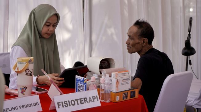 Kemensos Hadirkan Beragam Layanan Gratis, Peringatan 1 Tahun Sekolah Rakyat