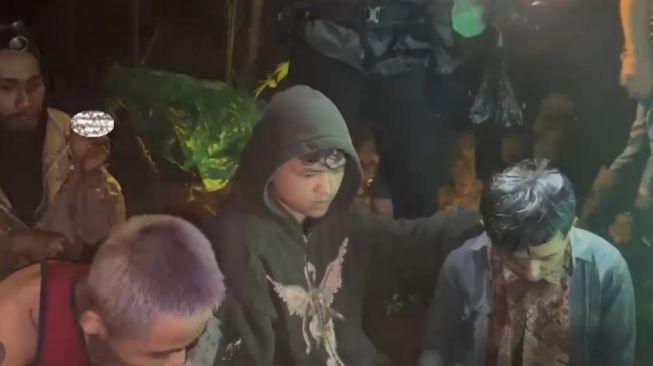 Kabur ke Hutan Dua Hari, Dua Pria di Purbalingga Ditangkap dengan Bukti 23.198 Obat Keras