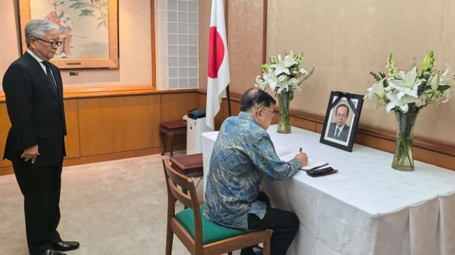 JK Sampaikan Duka Cita atas Wafatnya Mantan PM Jepang Yasuo Fukuda