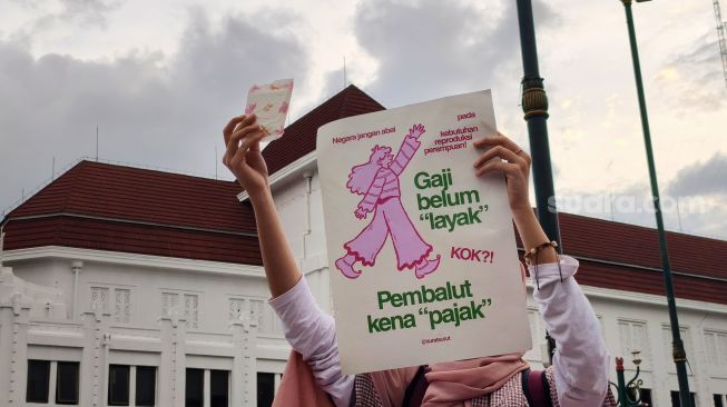 Kritik Pajak Pembalut 11 Persen, Dosen UGM: Pajakilah Orang Kaya, Bukan Kebutuhan Dasar!